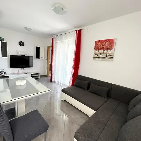 Apartman Solin 1, Parking Exterior photo